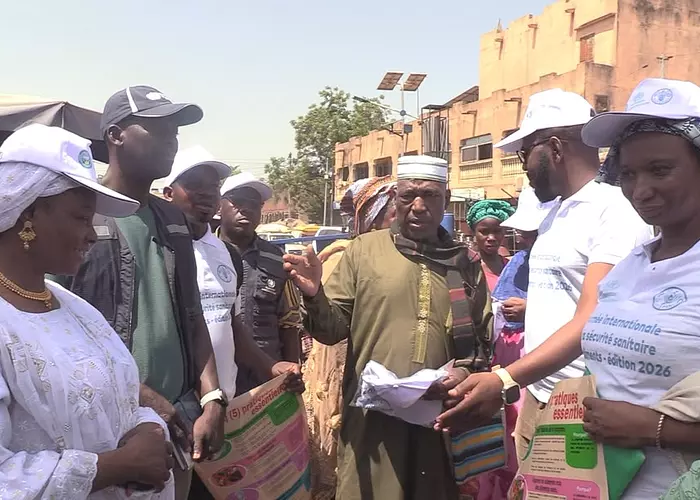 Sécurité sanitaire des aliments : L’INSP et ses partenaires sensibilisent des vendeuses de plusieurs marchés de Bamako